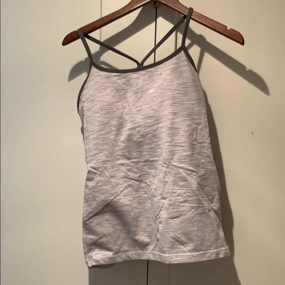 Lululemon Y tank